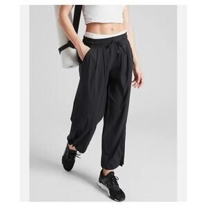 Athleta Revive Pant in Black Size 8